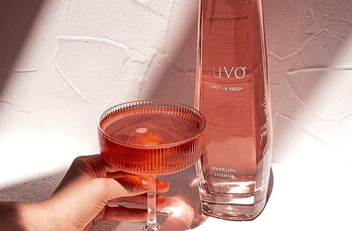 NUVO SPARKLING LIQUEUR MUSUJĄCY LIKIER 0,7L CZARKA